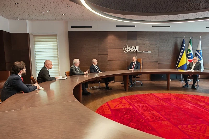 Izetbegović: Dodik putem lobista u SAD-u plasira lažnu sliku o 'ugroženosti hrišćana' u BiH